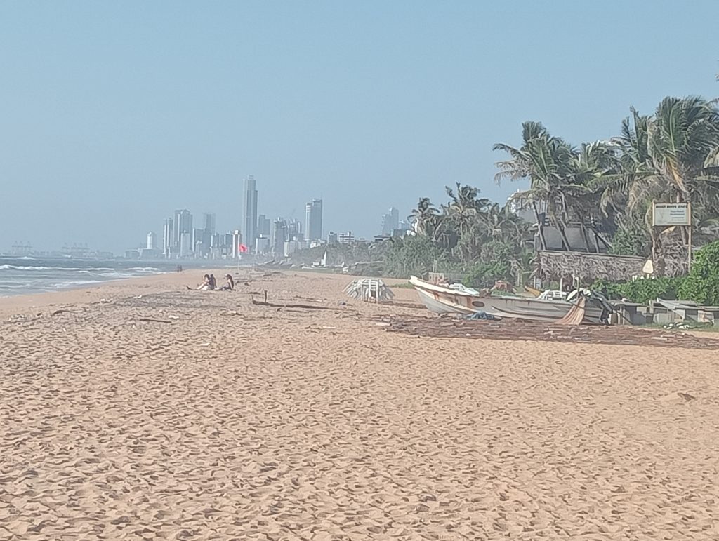 Lunch on the beach at Mount Lavinia
