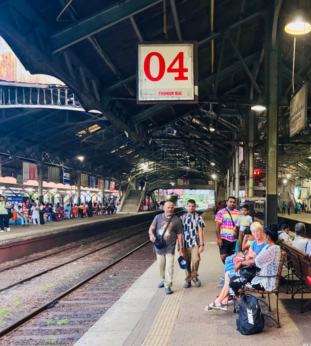 Waiting on platform 4 for the Negombo train at Fort Railway Station